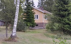 Ugglebo, Stuga